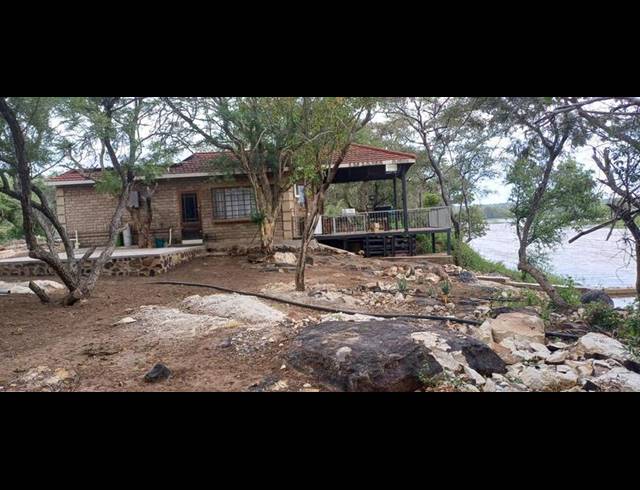 FARM FOR SALE IN LEPHALALE